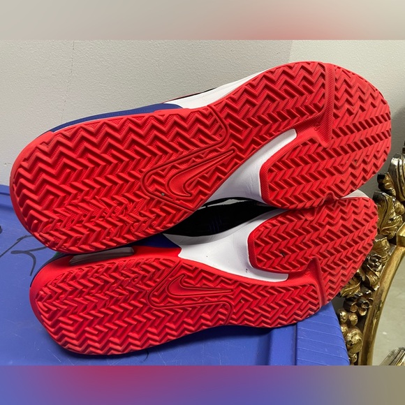 EUC Nike size 15 Lebron Witness VI Mens Basketball Trainers CZ4052 Sneakers - Picture 15 of 16